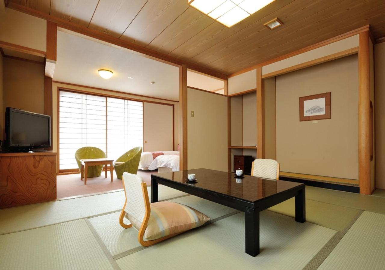 Uematsuya Hotel Ueda Eksteriør billede