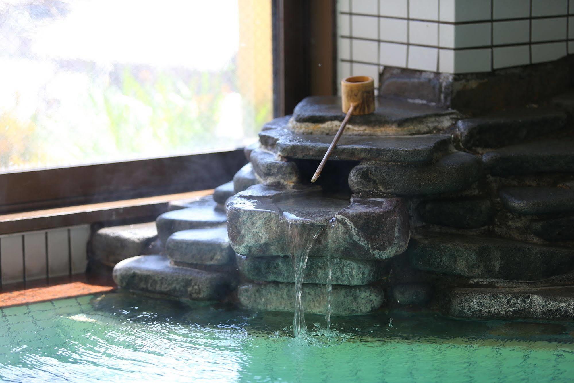 Uematsuya Hotel Ueda Eksteriør billede